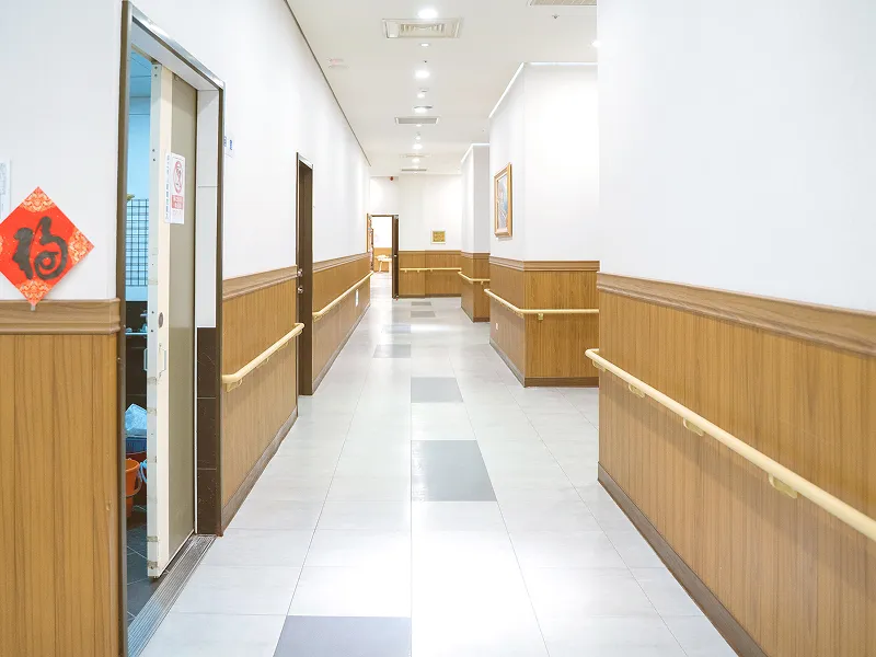 corridor-01